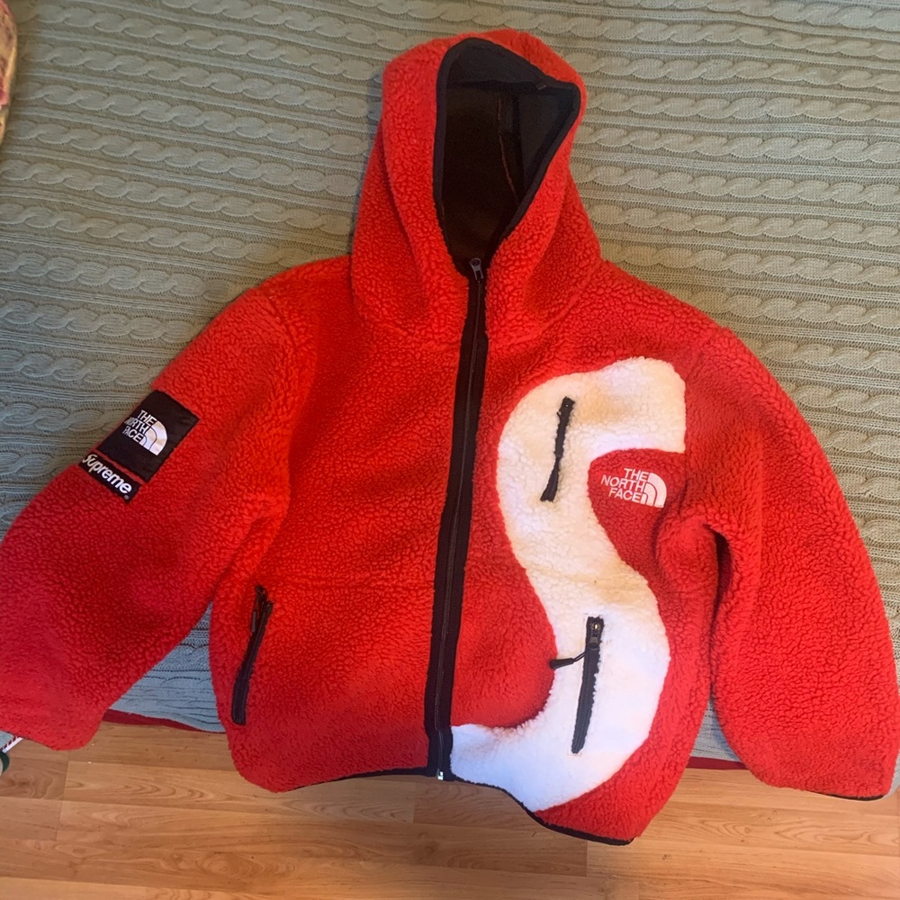 Supreme season FW20 Red fleece